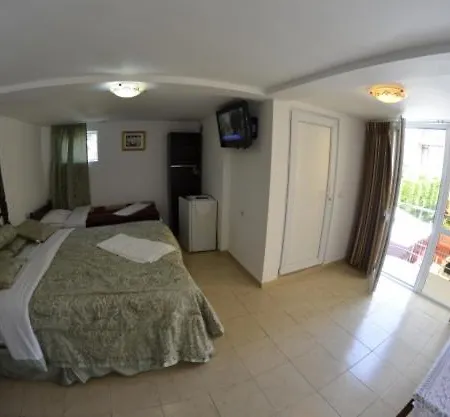 Guest house Pensiunea Albatros 3*