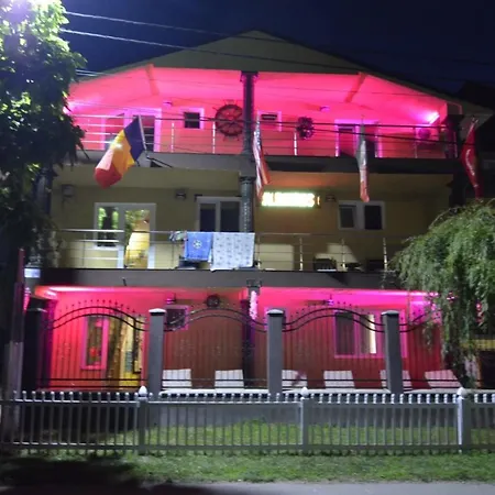 بيت ضيافة Pensiunea Albatros 3*